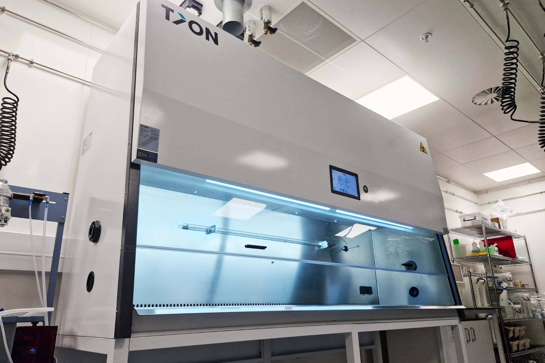 Ductless Class II biosafety cabinet left angle